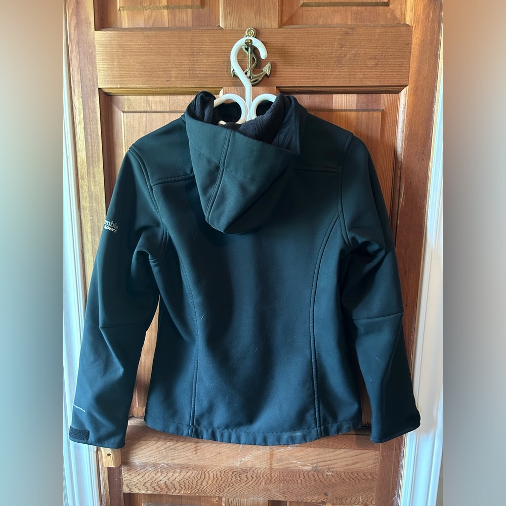 Columbia Shell Jacket - Picture 3 of 3